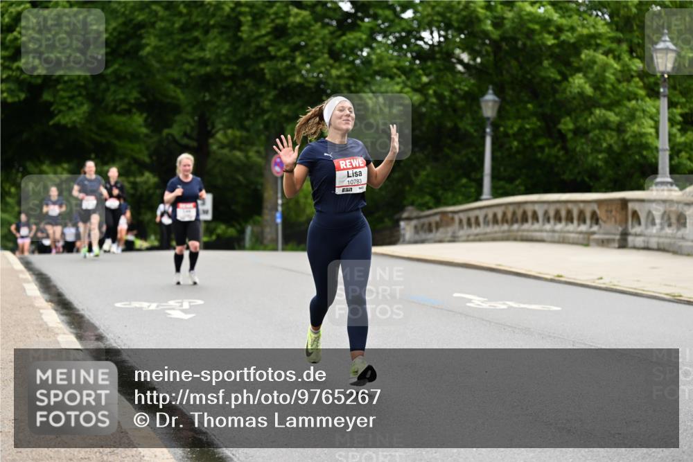 14.06.2026 - REWE Women's Run Dr. Thomas Lammeyer http://msf.ph/oto/9765267 14.06.2026 09:40:24 Laufen 10783, 7 meine-sportfotos.de