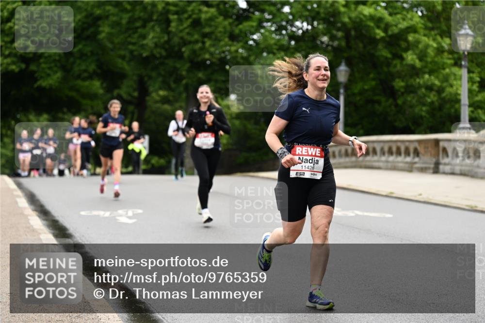 14.06.2026 - REWE Women's Run Dr. Thomas Lammeyer http://msf.ph/oto/9765359 14.06.2026 09:40:30 Laufen 11428, 7 meine-sportfotos.de