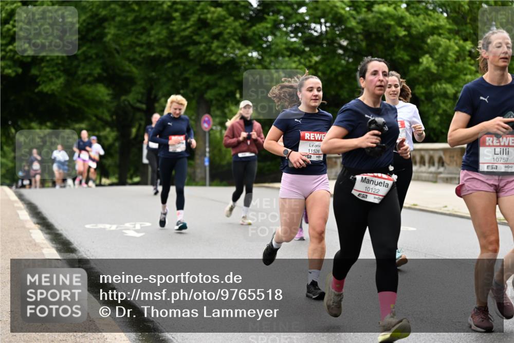 14.06.2026 - REWE Women's Run Dr. Thomas Lammeyer http://msf.ph/oto/9765518 14.06.2026 09:40:40 Laufen 11526, 77, 10122, 10757, 57 meine-sportfotos.de