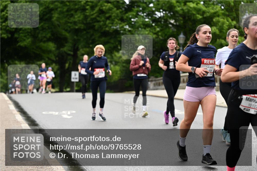 14.06.2026 - REWE Women's Run Dr. Thomas Lammeyer http://msf.ph/oto/9765528 14.06.2026 09:40:41 Laufen 526, 10122, 51 meine-sportfotos.de
