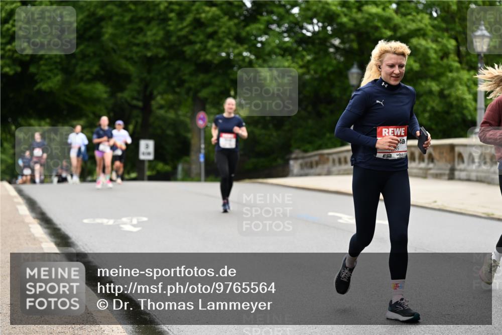 14.06.2026 - REWE Women's Run Dr. Thomas Lammeyer http://msf.ph/oto/9765564 14.06.2026 09:40:43 Laufen 7 meine-sportfotos.de