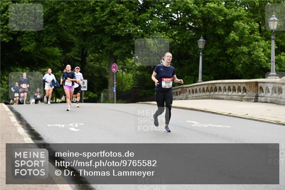 14.06.2026 - REWE Women's Run Dr. Thomas Lammeyer http://msf.ph/oto/9765582 14.06.2026 09:40:44 Laufen 3, 10745 meine-sportfotos.de