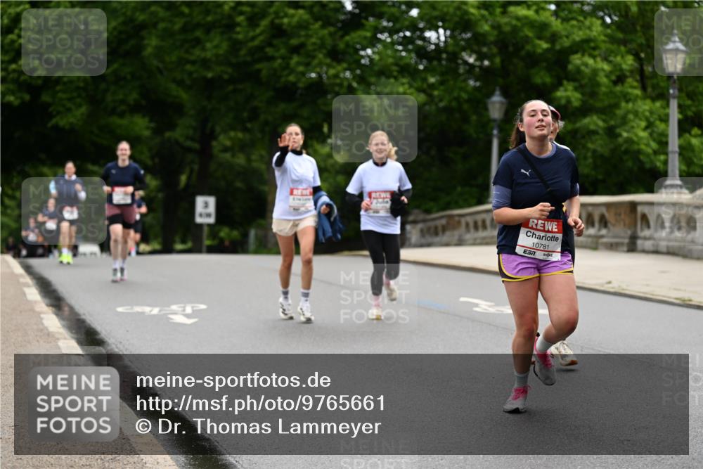 14.06.2026 - REWE Women's Run Dr. Thomas Lammeyer http://msf.ph/oto/9765661 14.06.2026 09:40:50 Laufen 10781, 7 meine-sportfotos.de