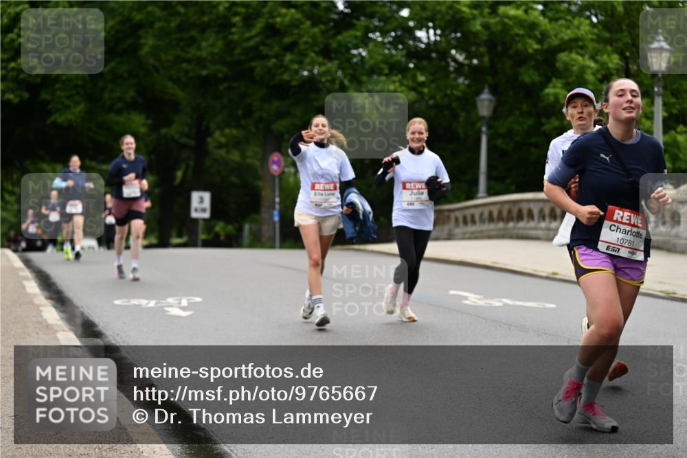 14.06.2026 - REWE Women's Run Dr. Thomas Lammeyer http://msf.ph/oto/9765667 14.06.2026 09:40:50 Laufen 10781, 7 meine-sportfotos.de