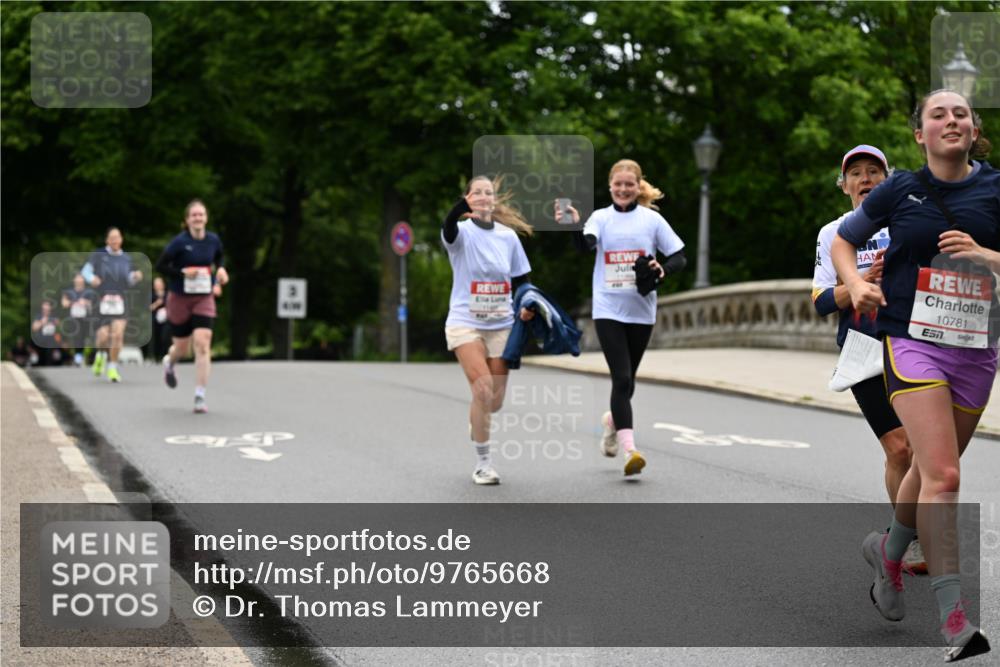 14.06.2026 - REWE Women's Run Dr. Thomas Lammeyer http://msf.ph/oto/9765668 14.06.2026 09:40:50 Laufen 10781, 7 meine-sportfotos.de