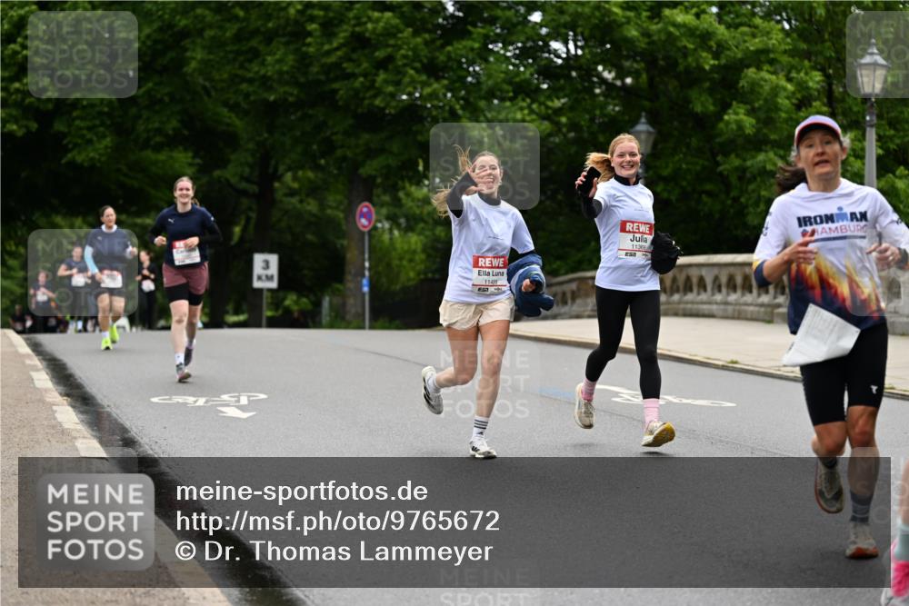 14.06.2026 - REWE Women's Run Dr. Thomas Lammeyer http://msf.ph/oto/9765672 14.06.2026 09:40:50 Laufen 11499, 11368 meine-sportfotos.de