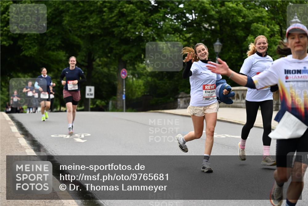 14.06.2026 - REWE Women's Run Dr. Thomas Lammeyer http://msf.ph/oto/9765681 14.06.2026 09:40:51 Laufen 11499, 7 meine-sportfotos.de
