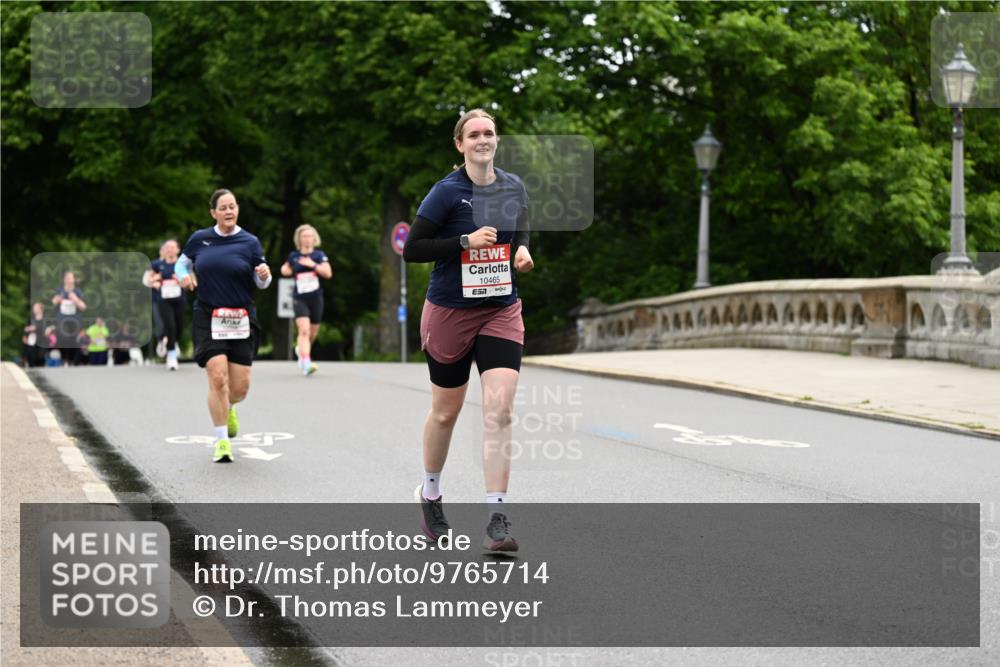 14.06.2026 - REWE Women's Run Dr. Thomas Lammeyer http://msf.ph/oto/9765714 14.06.2026 09:40:54 Laufen 10465, 7 meine-sportfotos.de