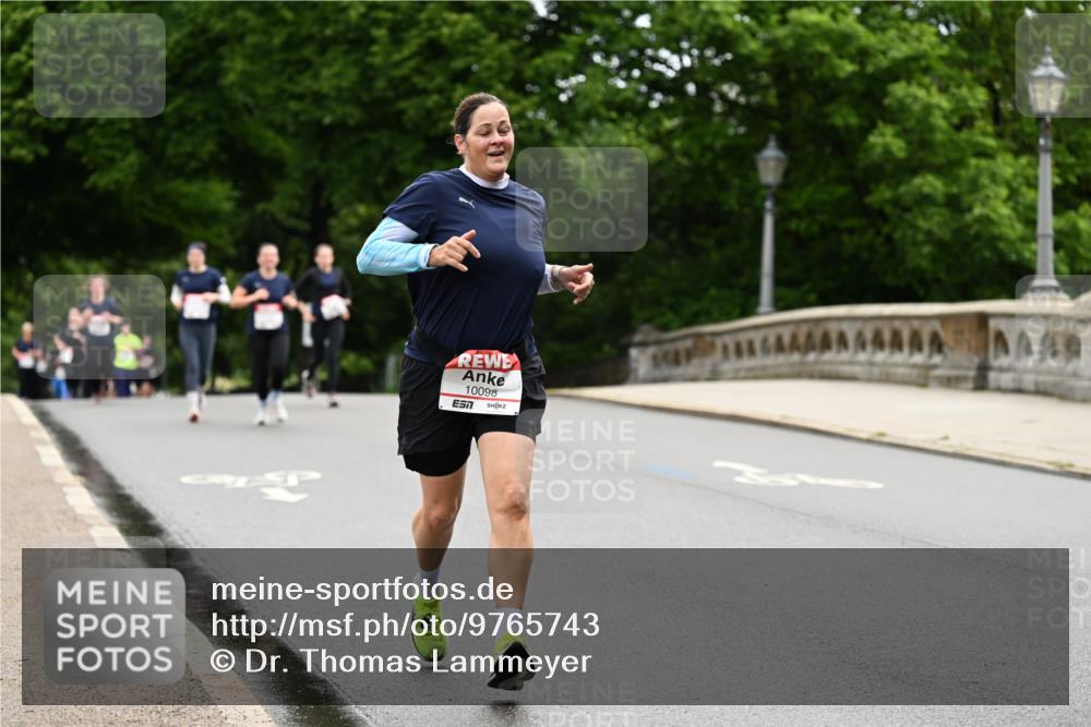 14.06.2026 - REWE Women's Run Dr. Thomas Lammeyer http://msf.ph/oto/9765743 14.06.2026 09:40:56 Laufen 10098 meine-sportfotos.de