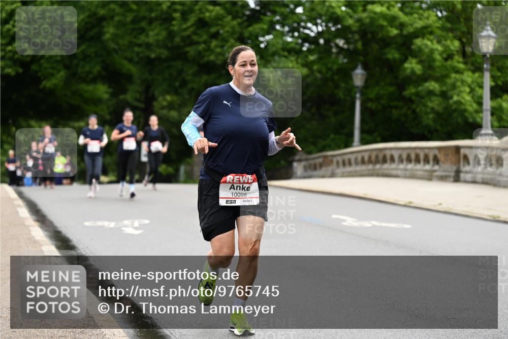 14.06.2026 - REWE Women's Run Dr. Thomas Lammeyer http://msf.ph/oto/9765745 14.06.2026 09:40:56 Laufen 10098 meine-sportfotos.de