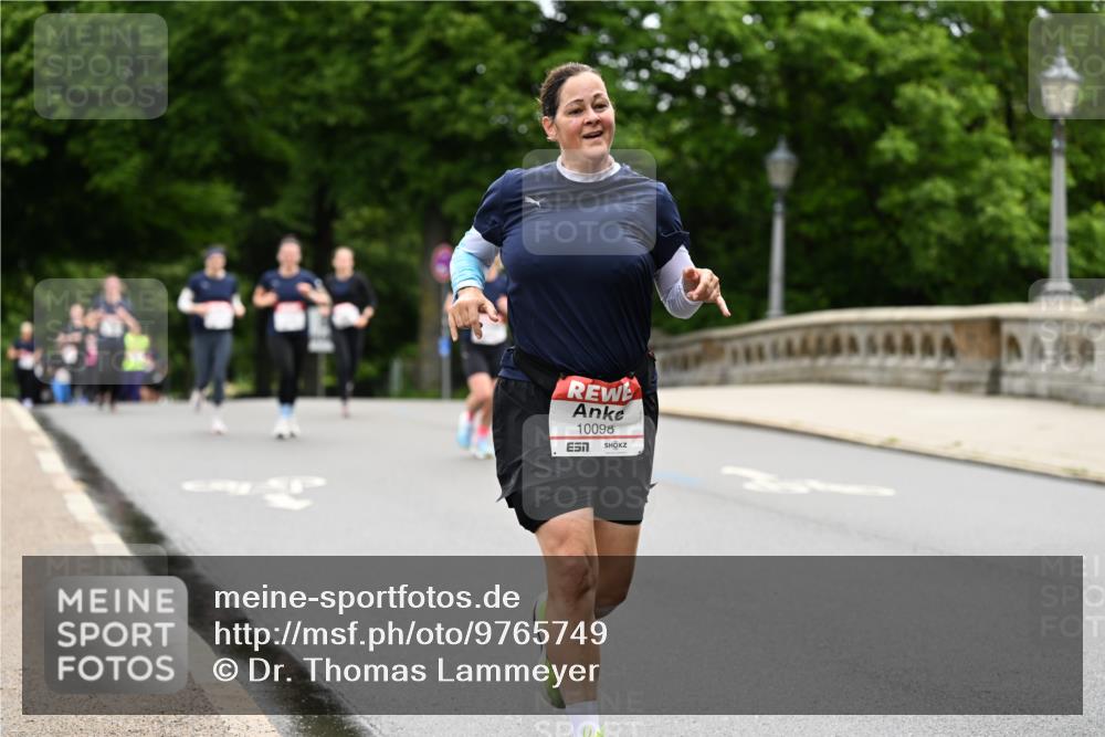 14.06.2026 - REWE Women's Run Dr. Thomas Lammeyer http://msf.ph/oto/9765749 14.06.2026 09:40:56 Laufen 10098 meine-sportfotos.de