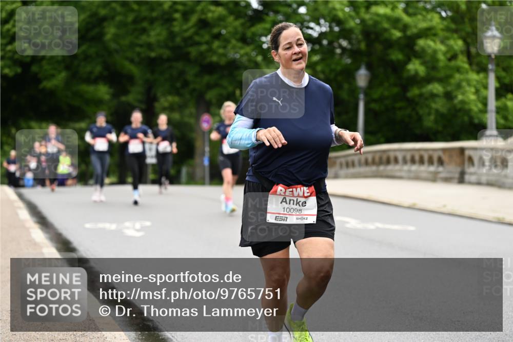 14.06.2026 - REWE Women's Run Dr. Thomas Lammeyer http://msf.ph/oto/9765751 14.06.2026 09:40:56 Laufen 10098, 7 meine-sportfotos.de