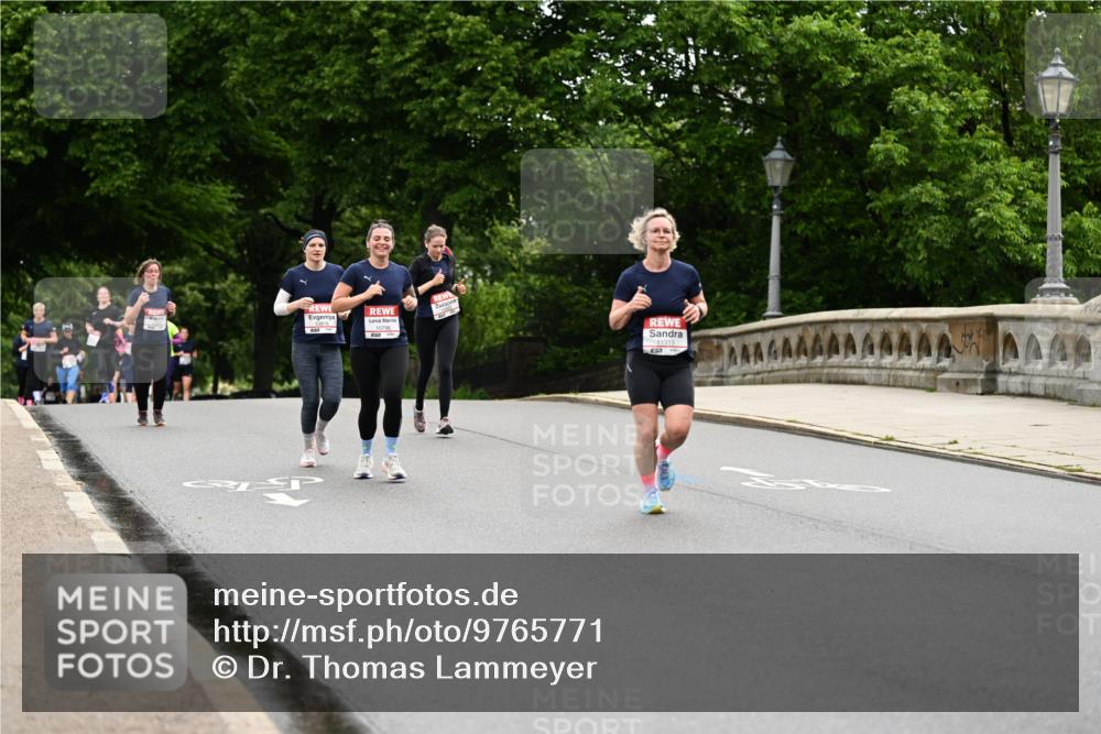 14.06.2026 - REWE Women's Run Dr. Thomas Lammeyer http://msf.ph/oto/9765771 14.06.2026 09:40:58 Laufen 10816 meine-sportfotos.de