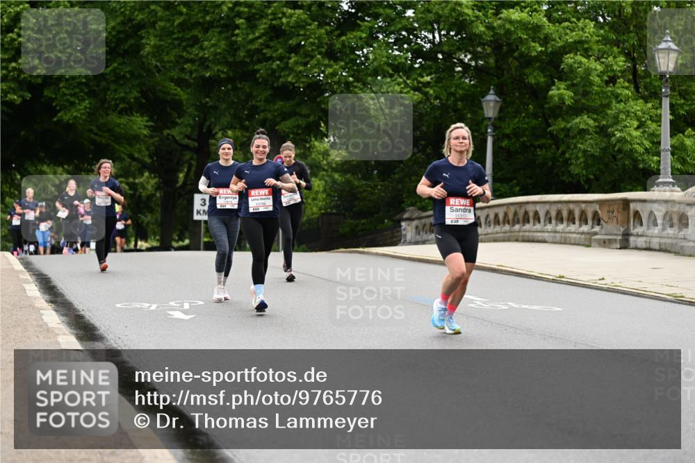 14.06.2026 - REWE Women's Run Dr. Thomas Lammeyer http://msf.ph/oto/9765776 14.06.2026 09:40:58 Laufen 3, 10816, 11313, 7 meine-sportfotos.de