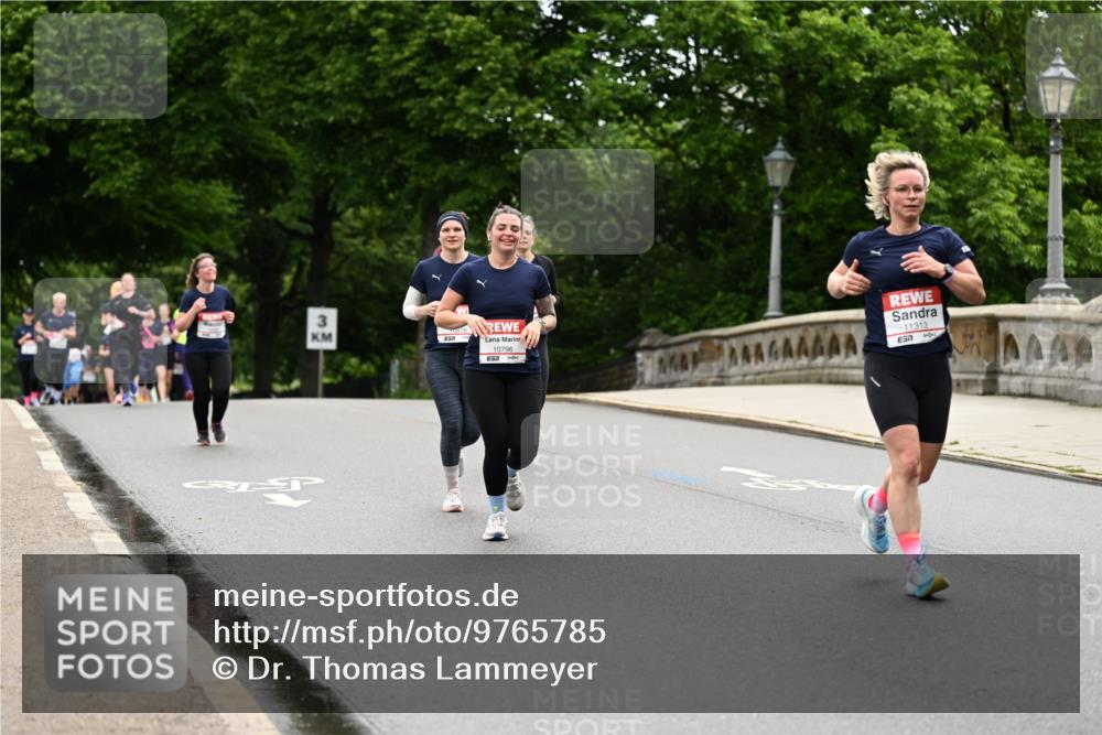 14.06.2026 - REWE Women's Run Dr. Thomas Lammeyer http://msf.ph/oto/9765785 14.06.2026 09:40:59 Laufen 3, 10796, 57, 11313, 7 meine-sportfotos.de