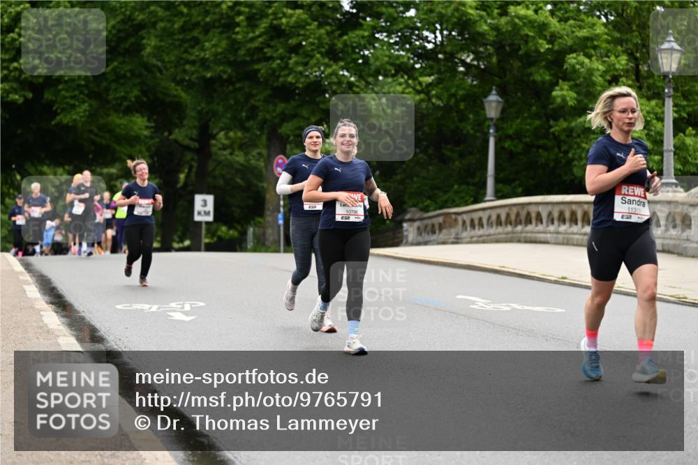 14.06.2026 - REWE Women's Run Dr. Thomas Lammeyer http://msf.ph/oto/9765791 14.06.2026 09:41:00 Laufen 3, 10796, 57, 11313 meine-sportfotos.de