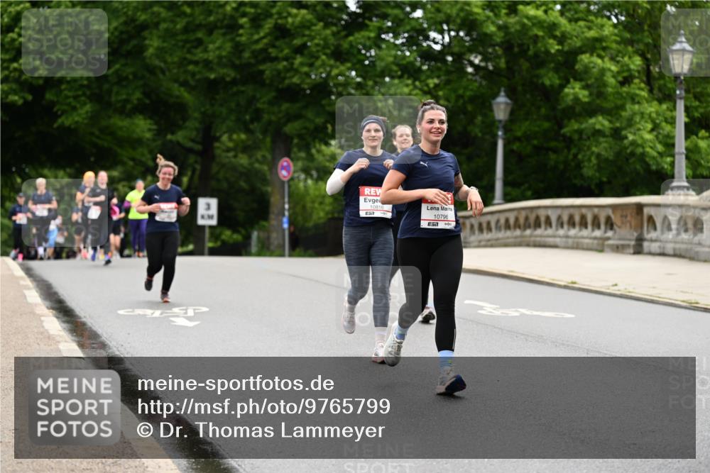 14.06.2026 - REWE Women's Run Dr. Thomas Lammeyer http://msf.ph/oto/9765799 14.06.2026 09:41:00 Laufen 10816, 57, 10796 meine-sportfotos.de