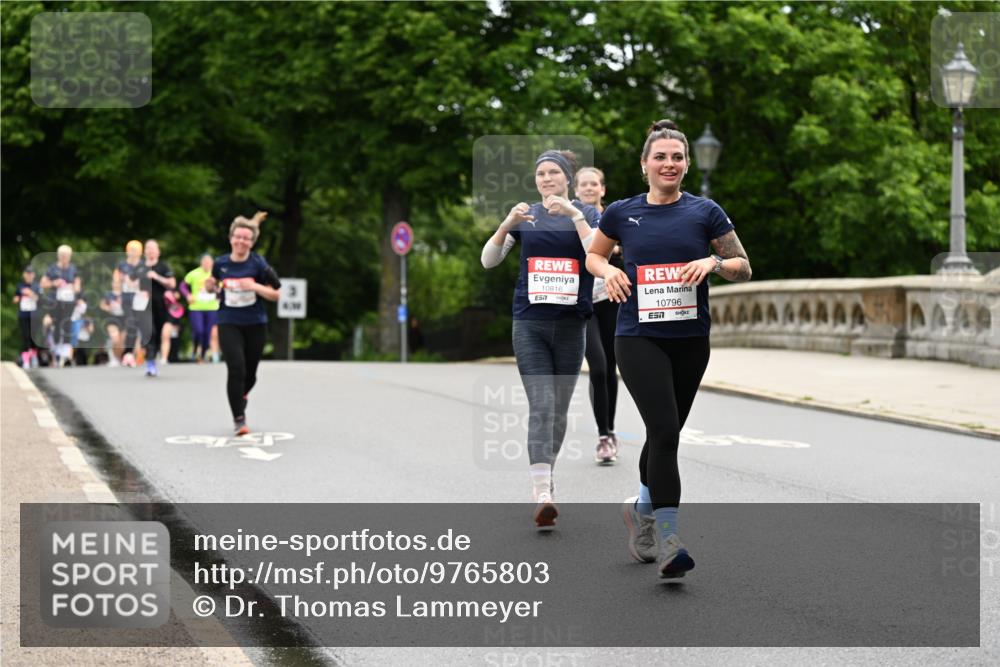 14.06.2026 - REWE Women's Run Dr. Thomas Lammeyer http://msf.ph/oto/9765803 14.06.2026 09:41:01 Laufen 10816, 10796, 7 meine-sportfotos.de