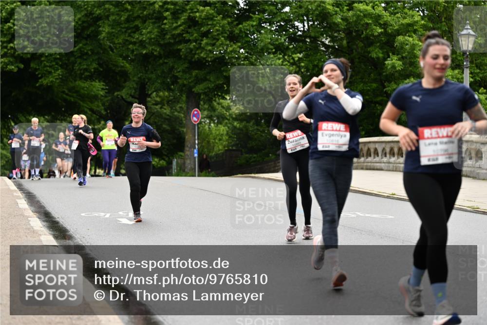 14.06.2026 - REWE Women's Run Dr. Thomas Lammeyer http://msf.ph/oto/9765810 14.06.2026 09:41:01 Laufen 1039, 10867, 10816 meine-sportfotos.de