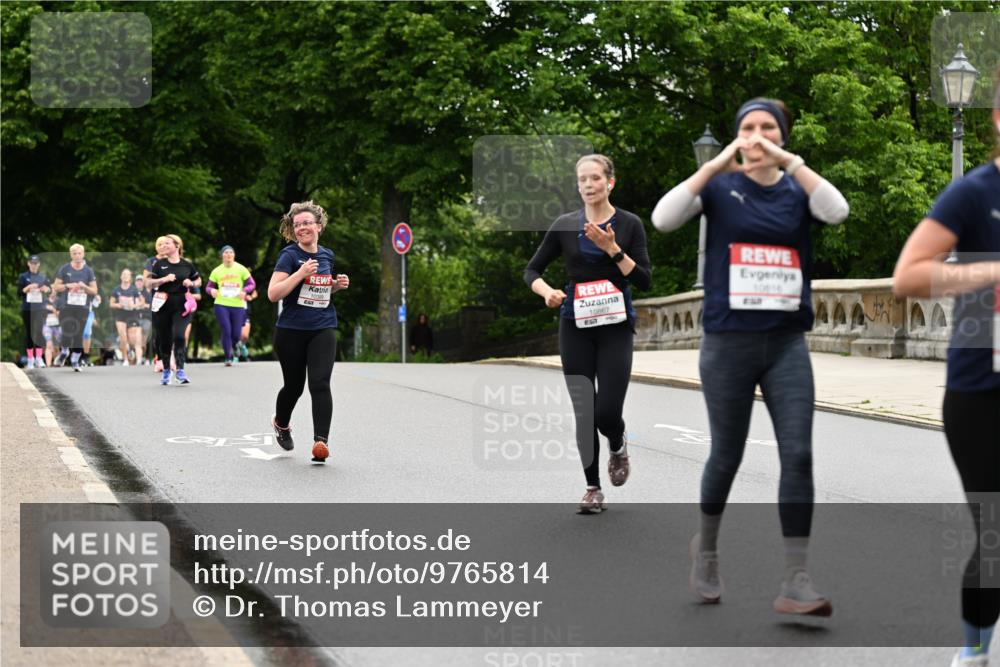 14.06.2026 - REWE Women's Run Dr. Thomas Lammeyer http://msf.ph/oto/9765814 14.06.2026 09:41:02 Laufen 10399, 10867, 10816 meine-sportfotos.de