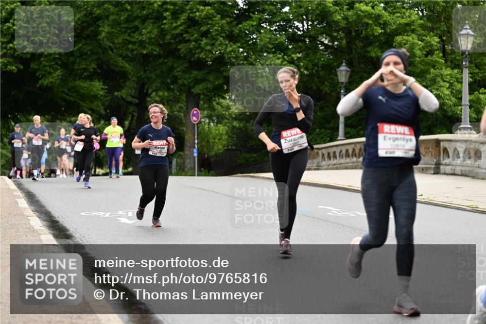 14.06.2026 - REWE Women's Run Dr. Thomas Lammeyer http://msf.ph/oto/9765816 14.06.2026 09:41:02 Laufen 10399, 10867 meine-sportfotos.de