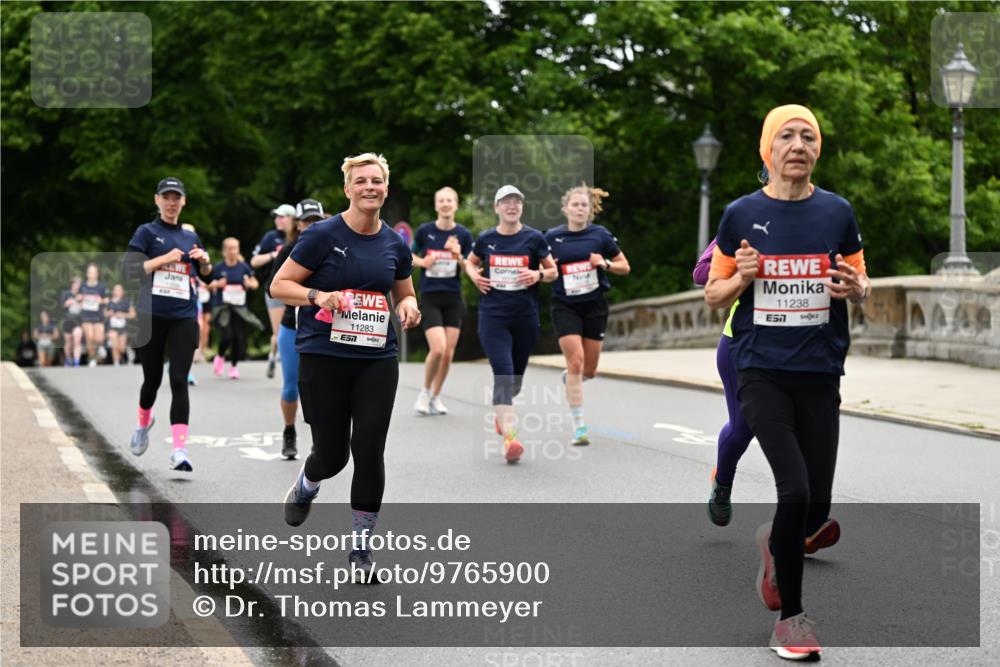 14.06.2026 - REWE Women's Run Dr. Thomas Lammeyer http://msf.ph/oto/9765900 14.06.2026 09:41:09 Laufen 11283, 7, 11238, 7 meine-sportfotos.de