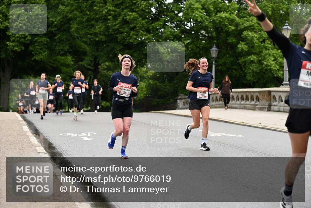 14.06.2026 - REWE Women's Run Dr. Thomas Lammeyer http://msf.ph/oto/9766019 14.06.2026 09:41:19 Laufen 11312, 10882 meine-sportfotos.de