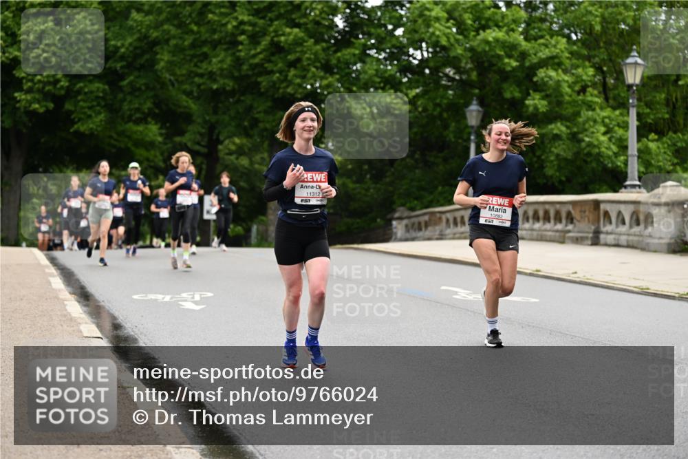 14.06.2026 - REWE Women's Run Dr. Thomas Lammeyer http://msf.ph/oto/9766024 14.06.2026 09:41:19 Laufen 11312, 10882 meine-sportfotos.de