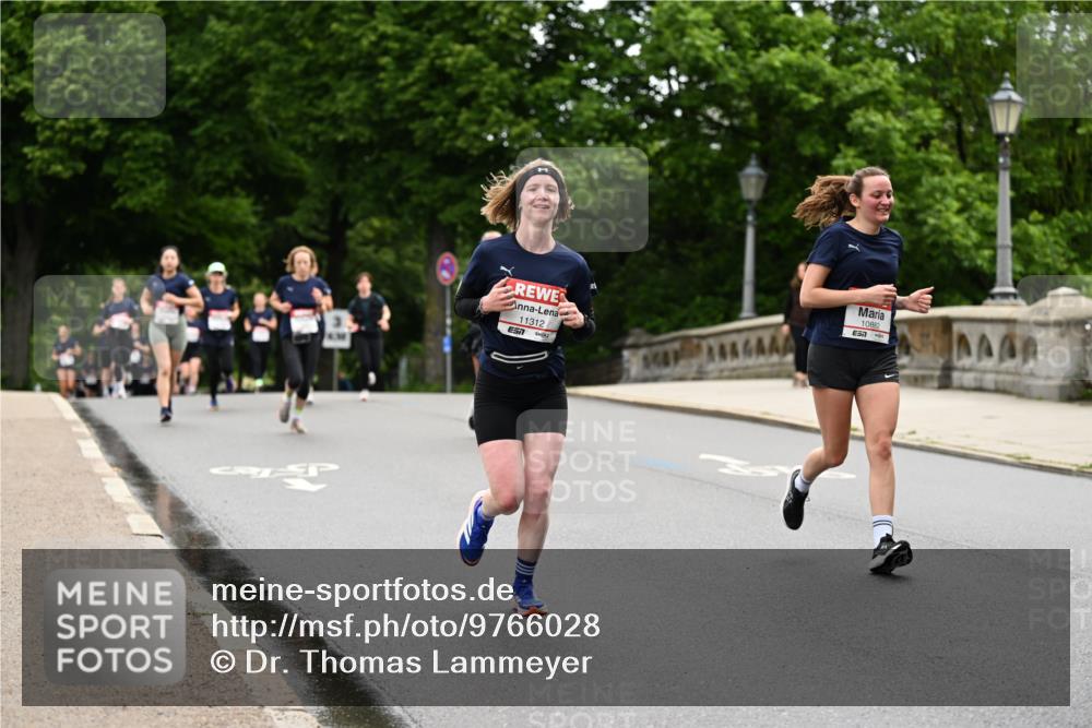14.06.2026 - REWE Women's Run Dr. Thomas Lammeyer http://msf.ph/oto/9766028 14.06.2026 09:41:20 Laufen 11312, 7, 10882 meine-sportfotos.de