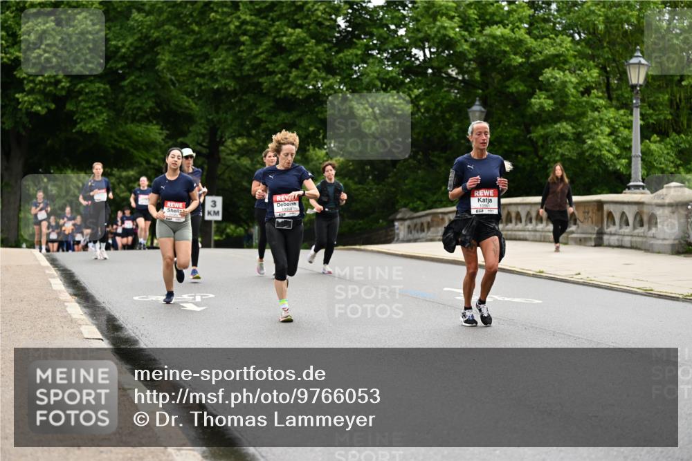 14.06.2026 - REWE Women's Run Dr. Thomas Lammeyer http://msf.ph/oto/9766053 14.06.2026 09:41:22 Laufen 3, 10561 meine-sportfotos.de