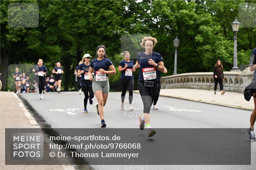 14.06.2026 - REWE Women's Run Dr. Thomas Lammeyer http://msf.ph/oto/9766068 14.06.2026 09:41:23 Laufen 57, 11302, 10358 meine-sportfotos.de
