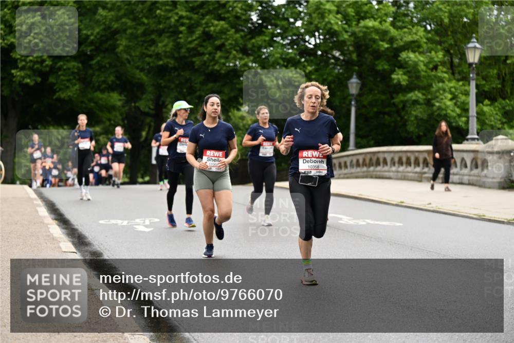 14.06.2026 - REWE Women's Run Dr. Thomas Lammeyer http://msf.ph/oto/9766070 14.06.2026 09:41:24 Laufen 1130, 10358 meine-sportfotos.de