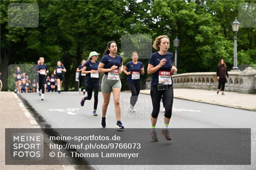 14.06.2026 - REWE Women's Run Dr. Thomas Lammeyer http://msf.ph/oto/9766073 14.06.2026 09:41:24 Laufen 11302, 10358 meine-sportfotos.de