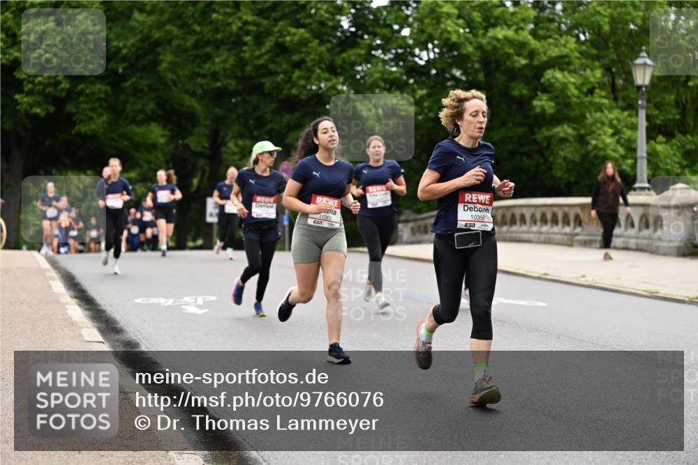 14.06.2026 - REWE Women's Run Dr. Thomas Lammeyer http://msf.ph/oto/9766076 14.06.2026 09:41:24 Laufen 11302, 10358 meine-sportfotos.de