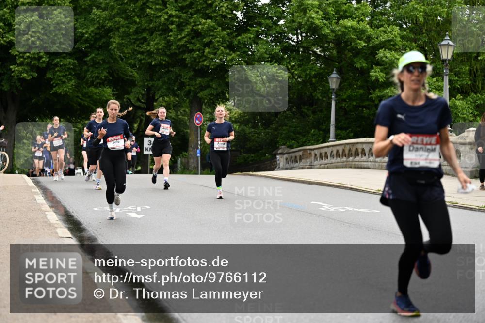 14.06.2026 - REWE Women's Run Dr. Thomas Lammeyer http://msf.ph/oto/9766112 14.06.2026 09:41:26 Laufen 3 meine-sportfotos.de