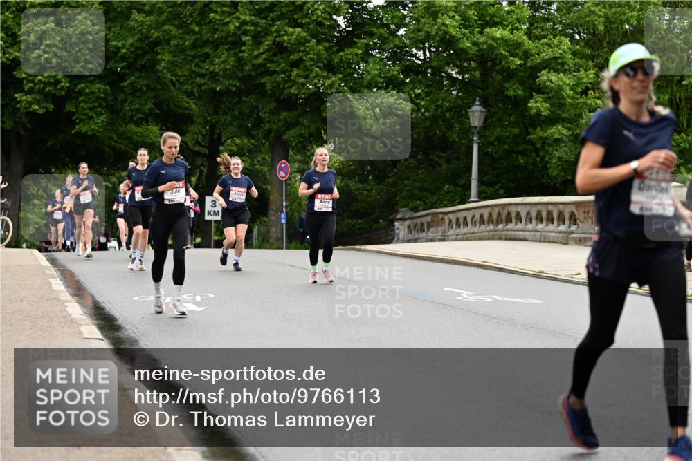 14.06.2026 - REWE Women's Run Dr. Thomas Lammeyer http://msf.ph/oto/9766113 14.06.2026 09:41:27 Laufen 96, 11423 meine-sportfotos.de