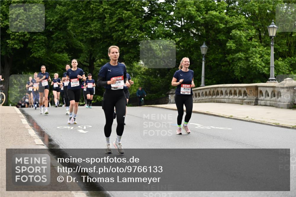 14.06.2026 - REWE Women's Run Dr. Thomas Lammeyer http://msf.ph/oto/9766133 14.06.2026 09:41:28 Laufen 17417, 11423 meine-sportfotos.de