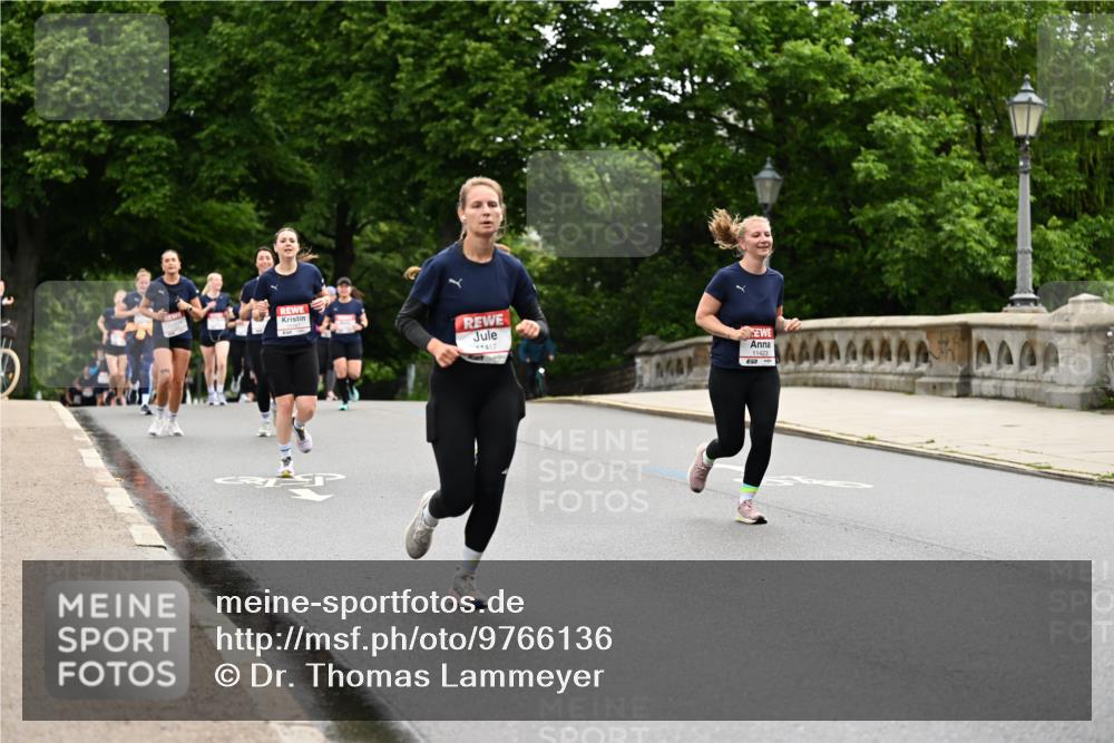 14.06.2026 - REWE Women's Run Dr. Thomas Lammeyer http://msf.ph/oto/9766136 14.06.2026 09:41:28 Laufen 11423 meine-sportfotos.de