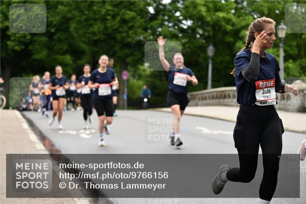 14.06.2026 - REWE Women's Run Dr. Thomas Lammeyer http://msf.ph/oto/9766156 14.06.2026 09:41:30 Laufen 11417 meine-sportfotos.de