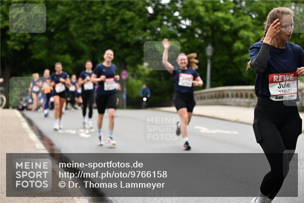 14.06.2026 - REWE Women's Run Dr. Thomas Lammeyer http://msf.ph/oto/9766158 14.06.2026 09:41:30 Laufen 11417, 57 meine-sportfotos.de
