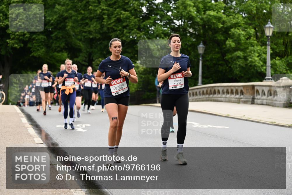 14.06.2026 - REWE Women's Run Dr. Thomas Lammeyer http://msf.ph/oto/9766196 14.06.2026 09:41:33 Laufen 11509, 7, 11535, 7 meine-sportfotos.de