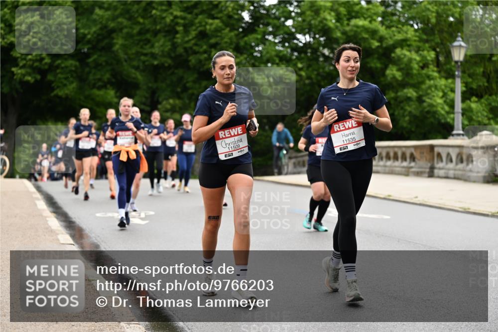 14.06.2026 - REWE Women's Run Dr. Thomas Lammeyer http://msf.ph/oto/9766203 14.06.2026 09:41:33 Laufen 11509, 11535, 7 meine-sportfotos.de