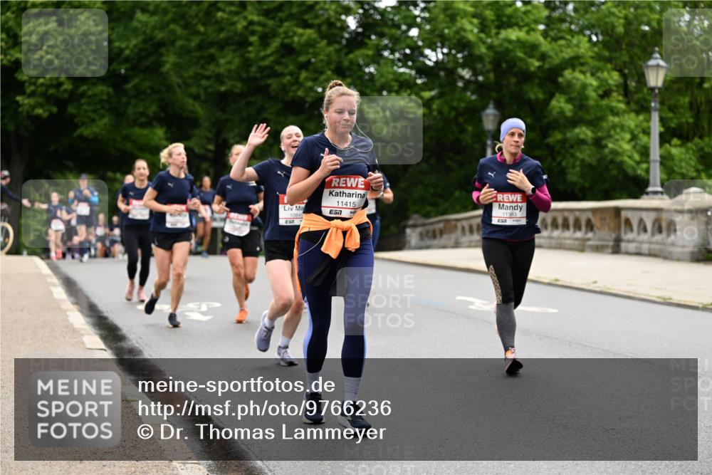 14.06.2026 - REWE Women's Run Dr. Thomas Lammeyer http://msf.ph/oto/9766236 14.06.2026 09:41:35 Laufen 10845, 11415, 11383 meine-sportfotos.de
