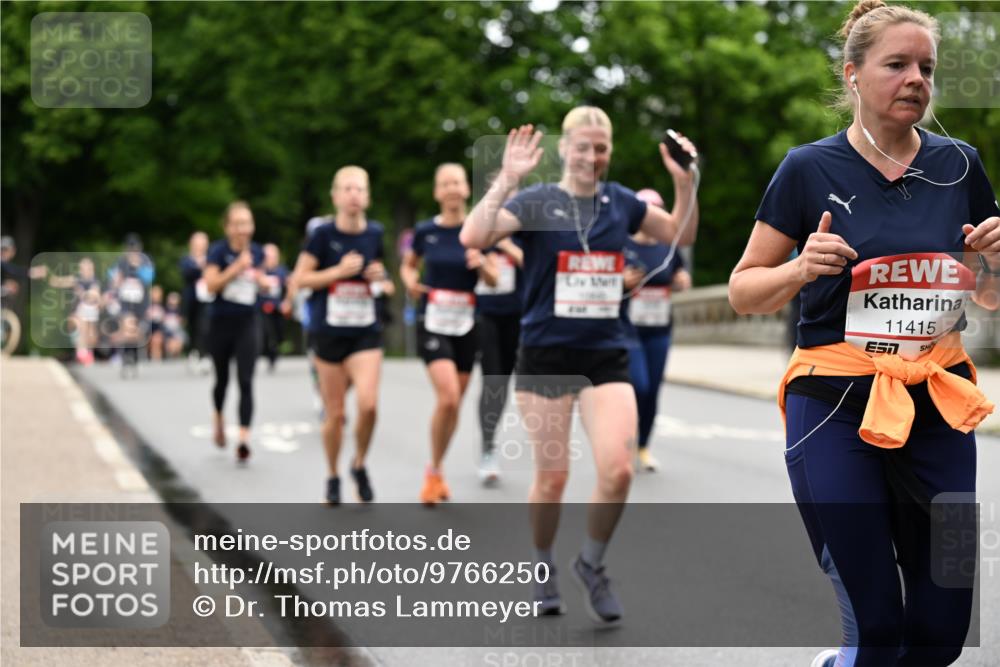14.06.2026 - REWE Women's Run Dr. Thomas Lammeyer http://msf.ph/oto/9766250 14.06.2026 09:41:37 Laufen 11415, 857 meine-sportfotos.de