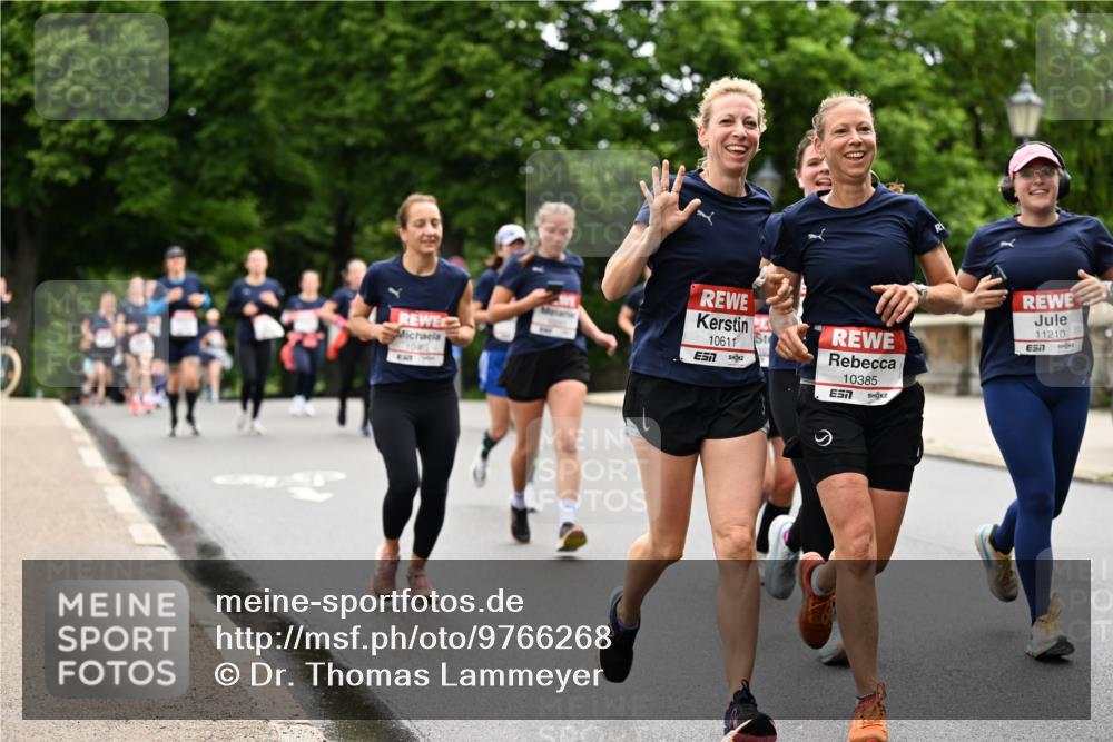 14.06.2026 - REWE Women's Run Dr. Thomas Lammeyer http://msf.ph/oto/9766268 14.06.2026 09:41:38 Laufen 10, 10611, 10385, 7, 11210, 7 meine-sportfotos.de