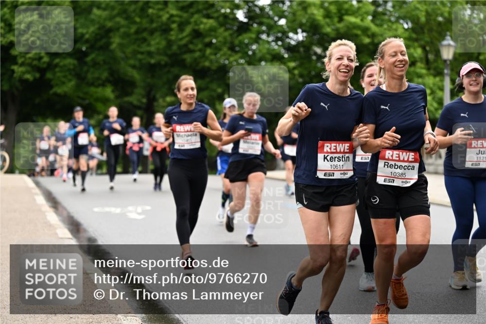 14.06.2026 - REWE Women's Run Dr. Thomas Lammeyer http://msf.ph/oto/9766270 14.06.2026 09:41:38 Laufen 7, 10611, 10385, 7, 1121, 7 meine-sportfotos.de