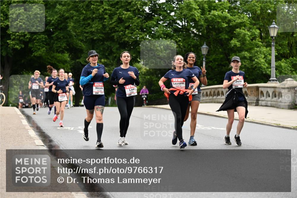 14.06.2026 - REWE Women's Run Dr. Thomas Lammeyer http://msf.ph/oto/9766317 14.06.2026 09:41:42 Laufen 10740, 57, 11344, 10018, 10547 meine-sportfotos.de
