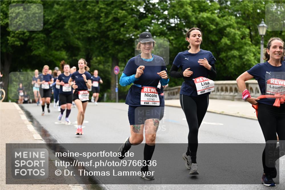 14.06.2026 - REWE Women's Run Dr. Thomas Lammeyer http://msf.ph/oto/9766336 14.06.2026 09:41:43 Laufen 10740, 7, 11344, 7, 10018 meine-sportfotos.de