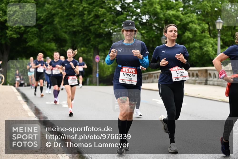 14.06.2026 - REWE Women's Run Dr. Thomas Lammeyer http://msf.ph/oto/9766339 14.06.2026 09:41:43 Laufen 10740, 7, 11344, 57 meine-sportfotos.de