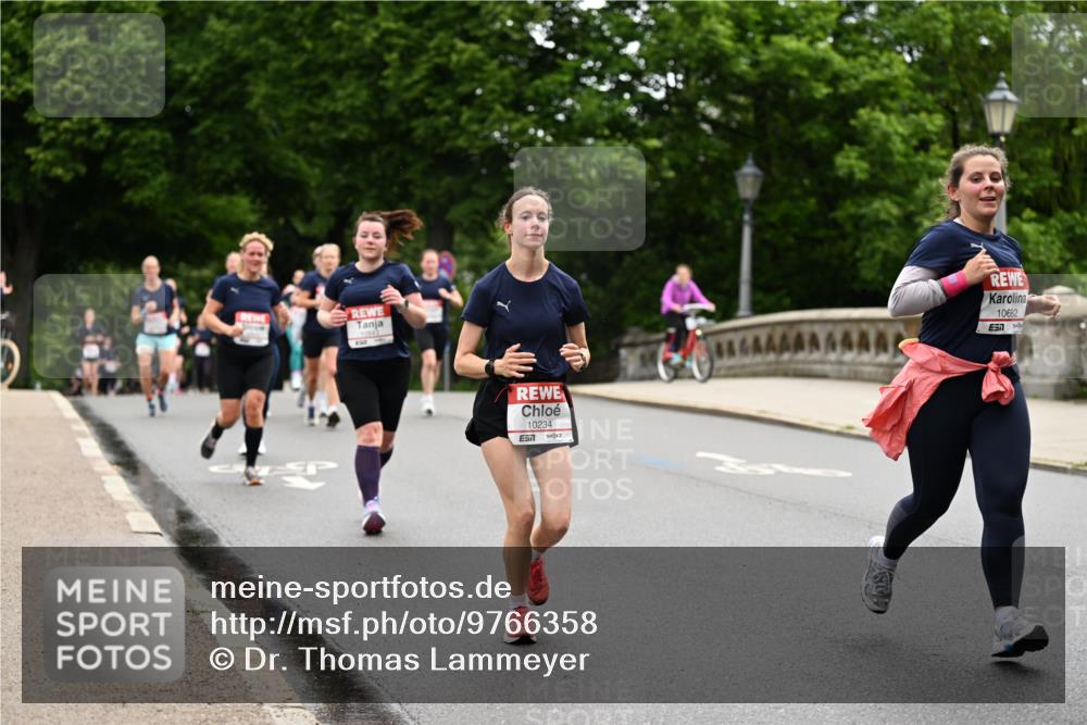 14.06.2026 - REWE Women's Run Dr. Thomas Lammeyer http://msf.ph/oto/9766358 14.06.2026 09:41:45 Laufen 10234, 7, 10682, 57 meine-sportfotos.de